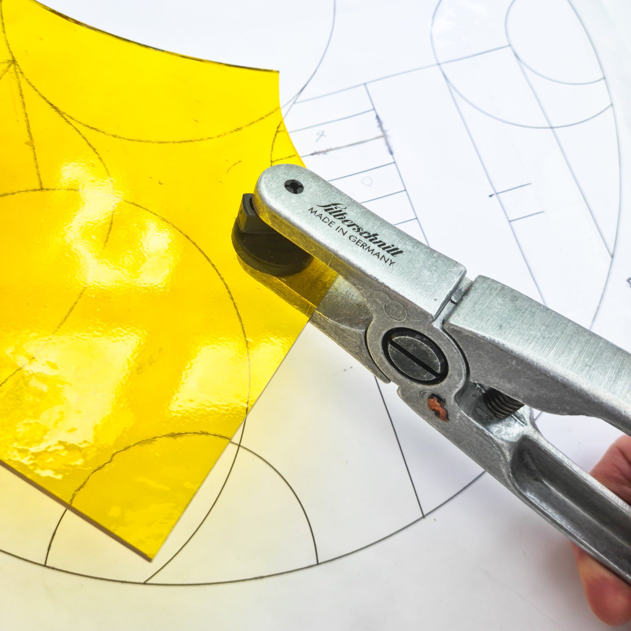 How to Use the Silberschnitt Pliers for Stained Glass 