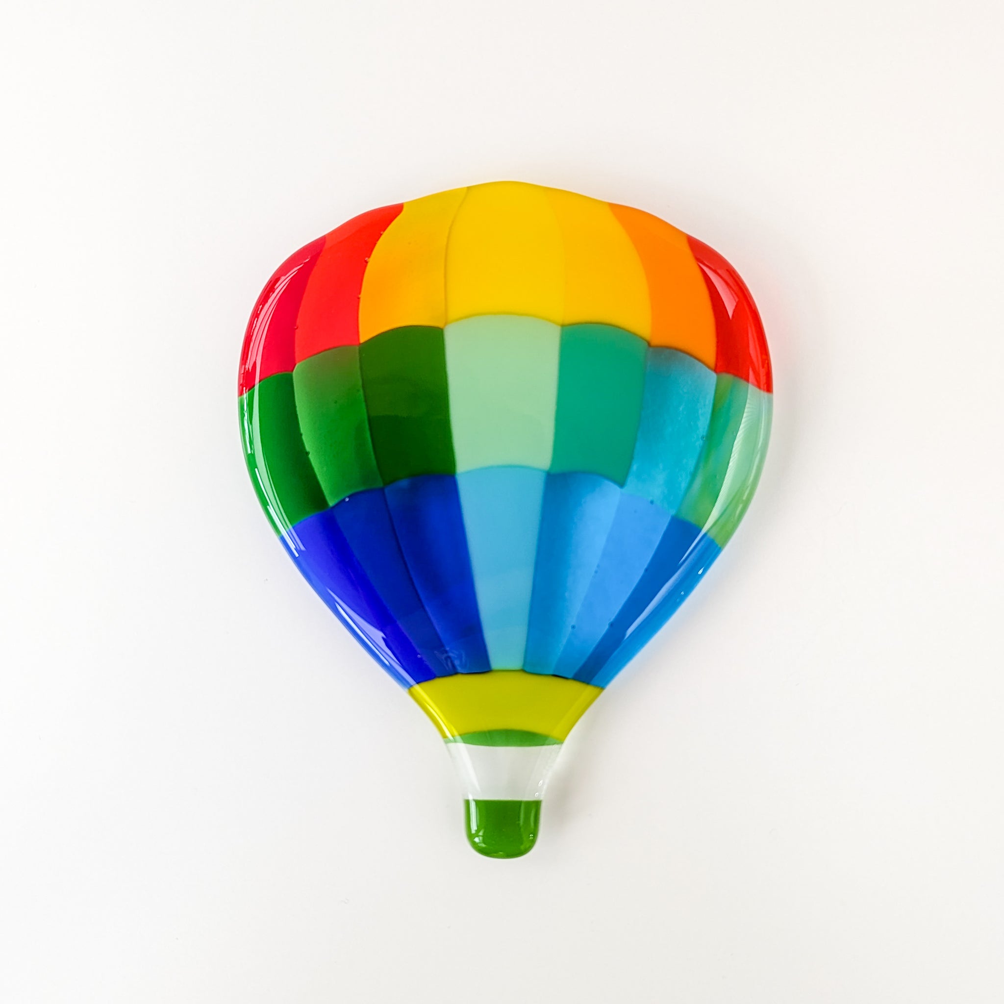 Single hot air balloon: Glass wall art – Glass Art by Linda