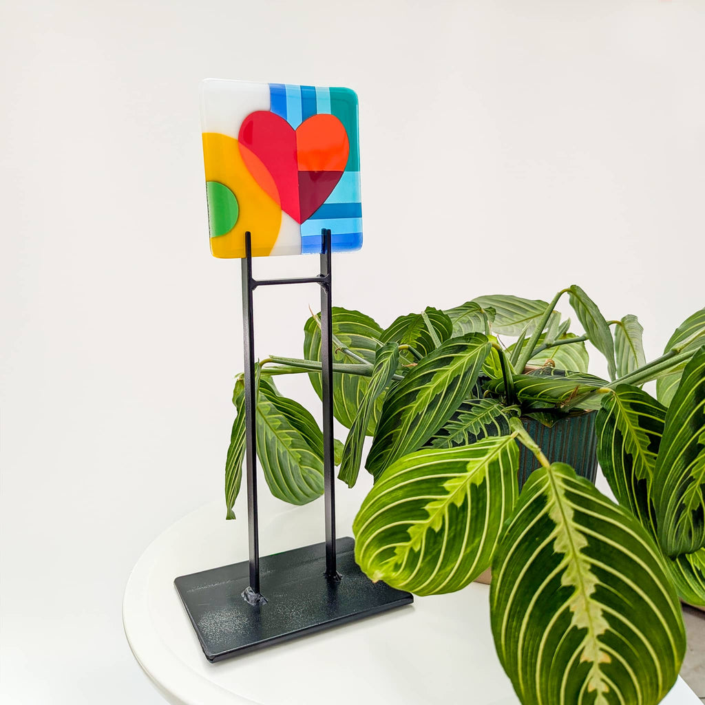 LOVE Miniature - example of stand