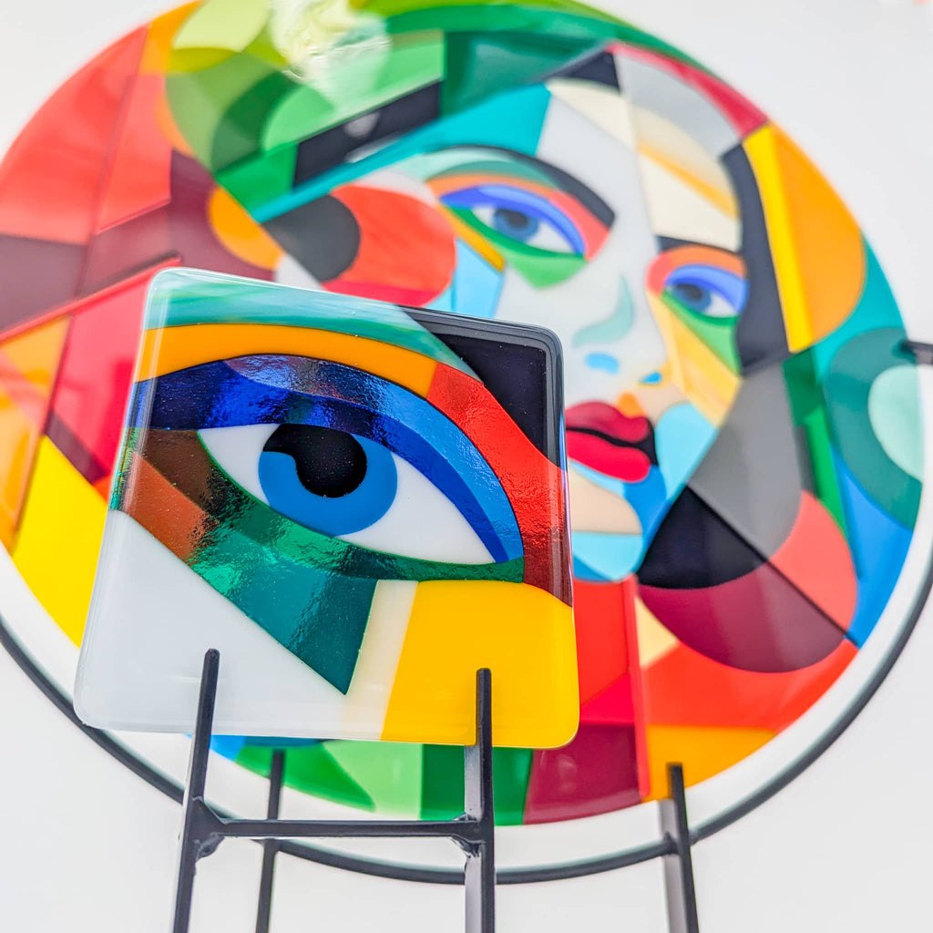 Gaze art glass Miniature on steel stand